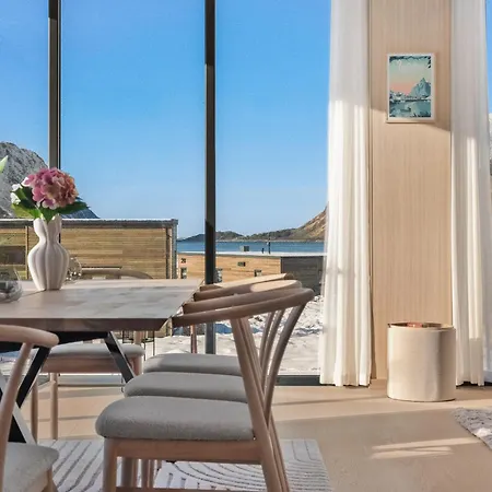펜션 Arctic Serenity Lofoten - Jacuzzi & Sauna Ll12 *