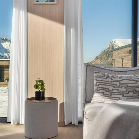 Arctic Serenity Lofoten - Jacuzzi & Sauna Ll12 Holiday home