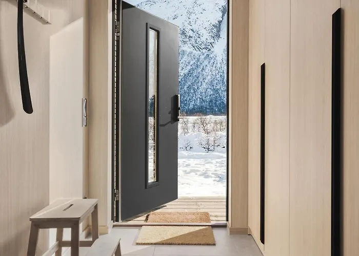 Lyngvaer Serenity - Jacuzzi & Sauna - No 12 *