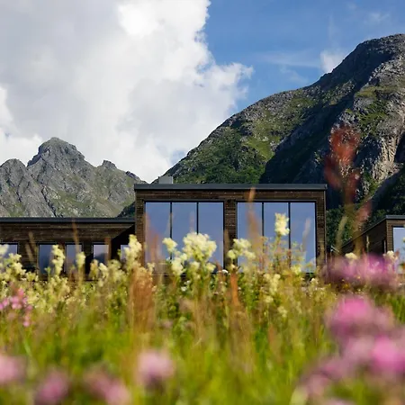 Lyngvaer Serenity - Jacuzzi & Sauna - No 12 Lyngværet